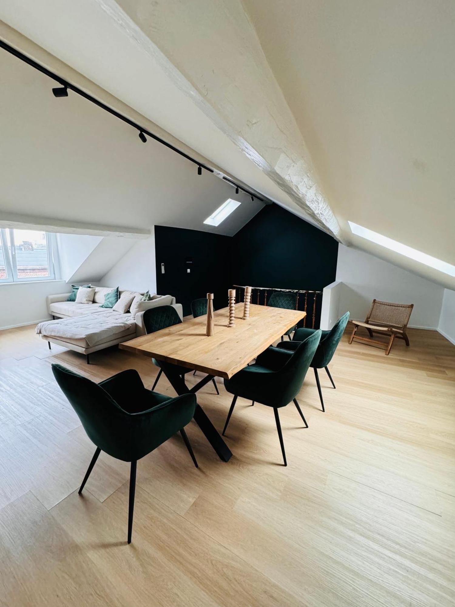 شقة Duplex Hyper Centre لييج المظهر الخارجي الصورة
